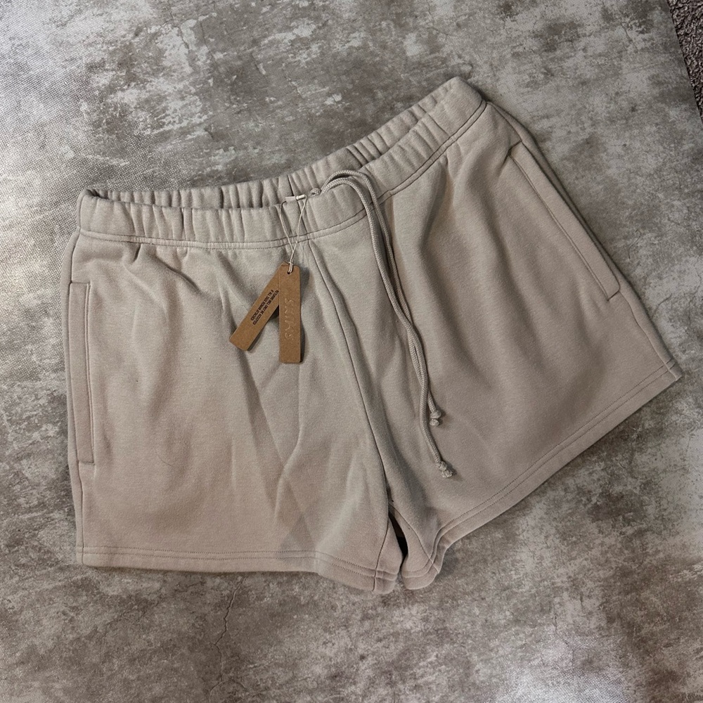SKIMS Lounge Shorts NWT